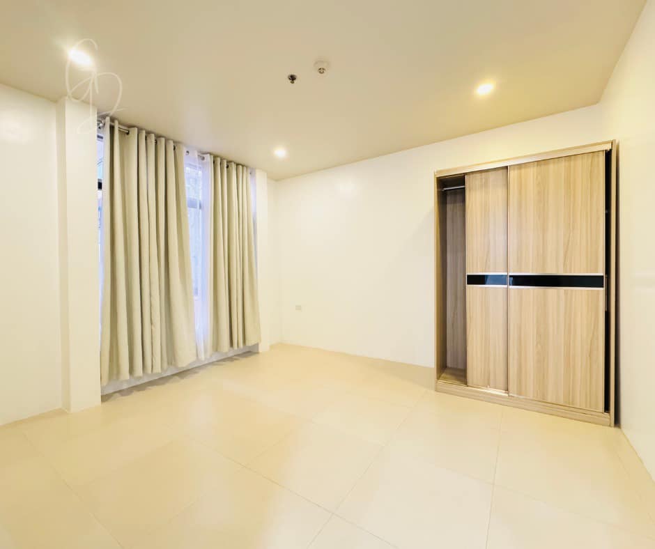 1 Bedroom Condo Unit With Balcony for Sale in Megatower 2, Baguio City 
