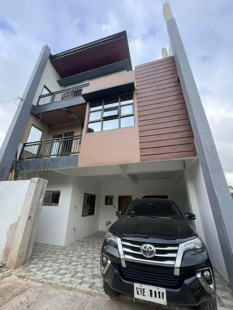 FOR SALE: 3 Storey Home with Open Basement along Marcos Highway