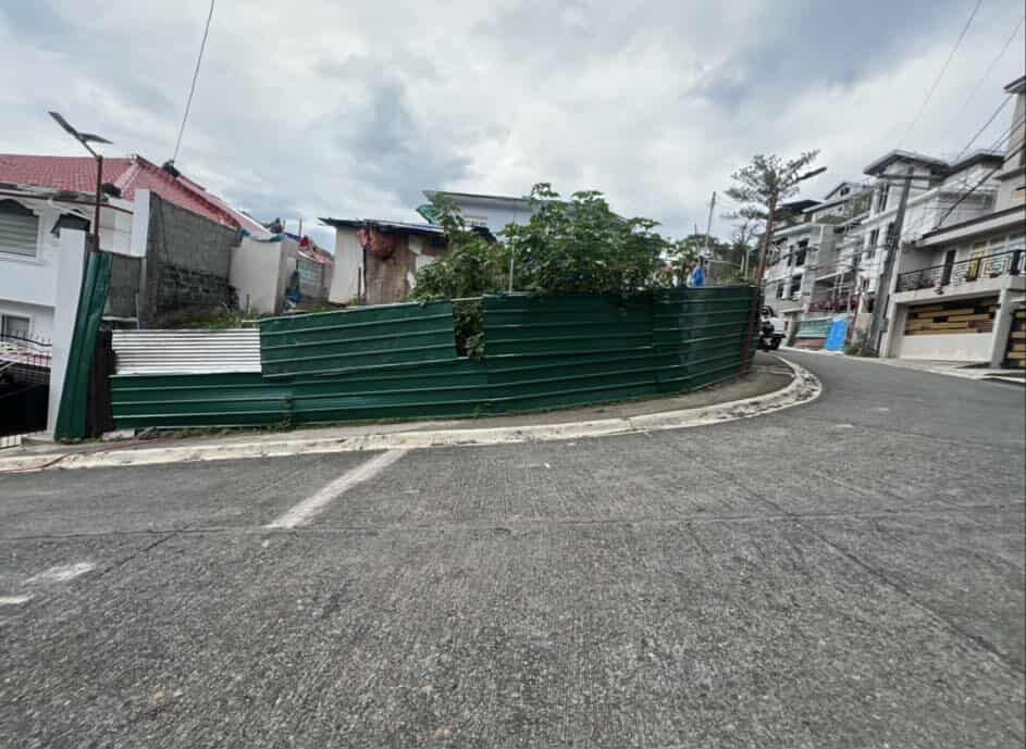298sqm Flat Terrain and Corner Lot for Sale in Woodsgate Subd., Camp 7